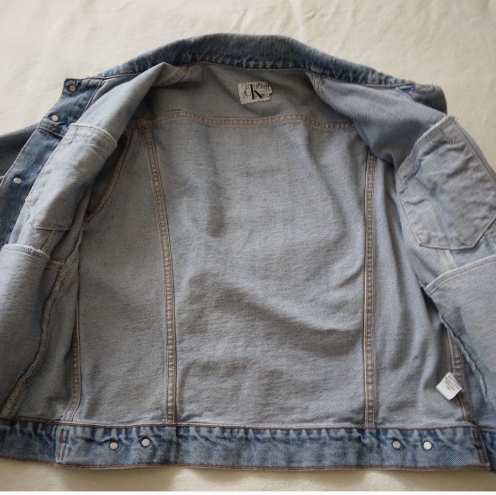VTG 90s Women's Size Large Calvin Klein Jean Jacket Blue Pockets - Picture 6 of 8